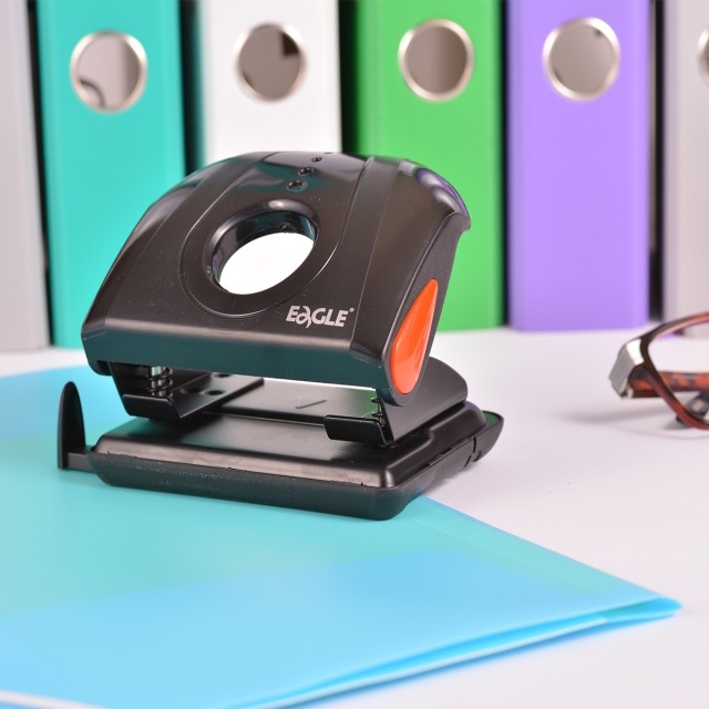 خرامة وسط ايجل 2 خرم بلاستيك رقم P5180M 